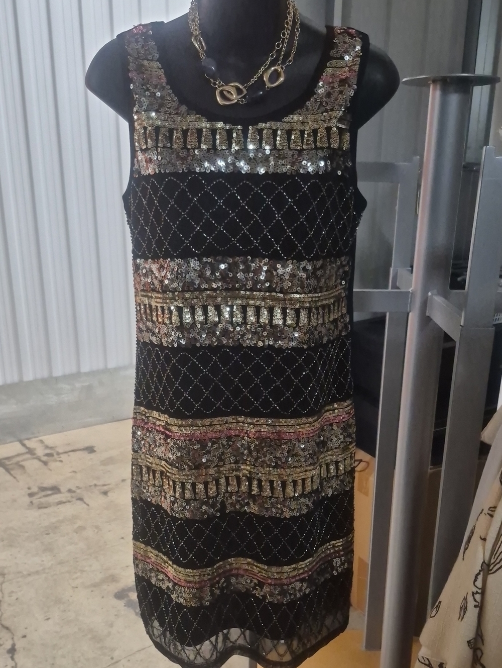 Black Sequin Embellished Sleeveless Dress
